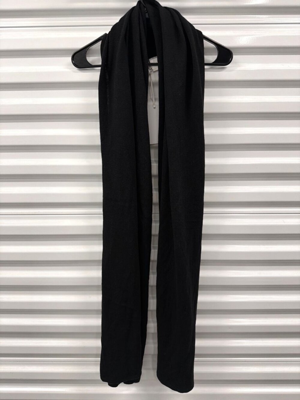 Helsa Briella Cashmere Knit Scarf Black One Size - Picture 4 of 7
